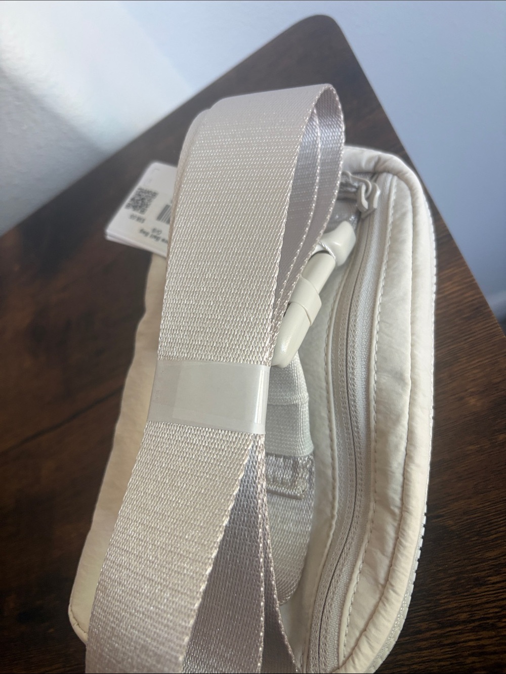 Lululemon Everywhere Belt Bag NWT Soft Beige Crossbody Fanny Pack - Picture 4 of 7